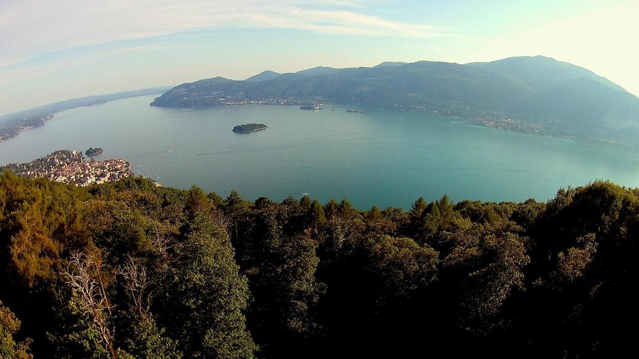 Agriturismo Monterosso ヴェルバーニア エクステリア 写真